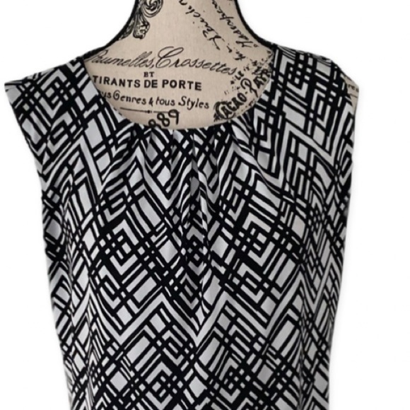 Calvin Klein Black And White Tank Top Blouse Size L - Picture 4 of 5